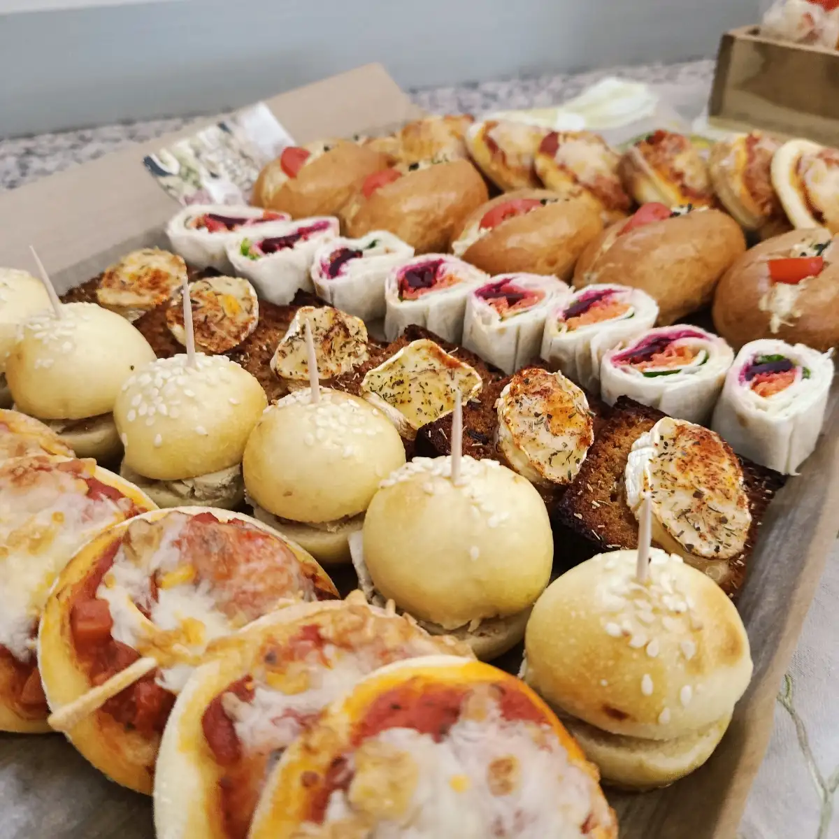 Box gourmande apéro 30 pièces